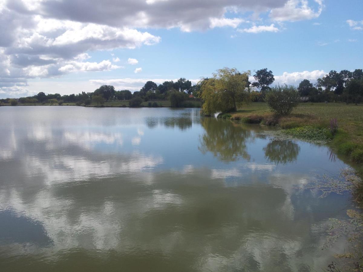 Camping Du Lac De Saujon Buitenkant foto